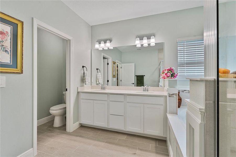 Furnished interior view inside a new home in Grand Park North, Dunnellon (Image 31).