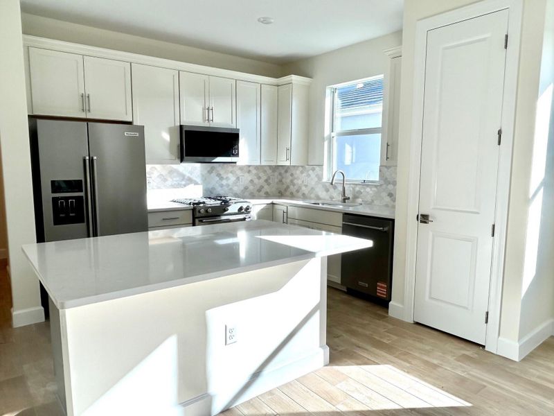Furnished interior view inside a new home in Costa Pointe, Vero Beach (Image 10). Furnished interior view inside a new home in Costa Pointe, Vero Beach (Image 10).