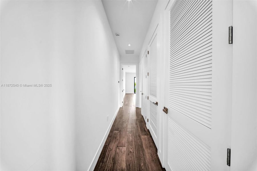 Image 57 of a home in .