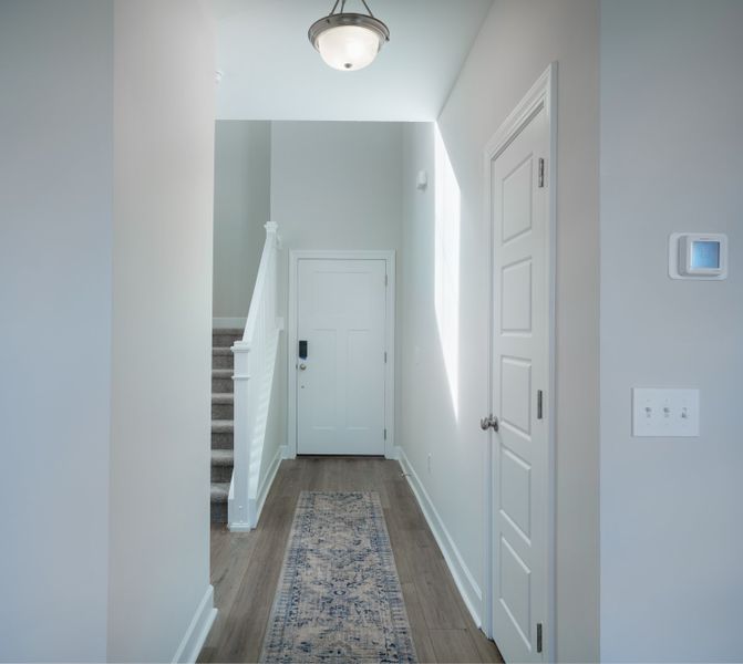Representative unfurnished interior of a home built from the The Kennedy by Cothran Homes in Holly Ridge, Greenville (Image 22).