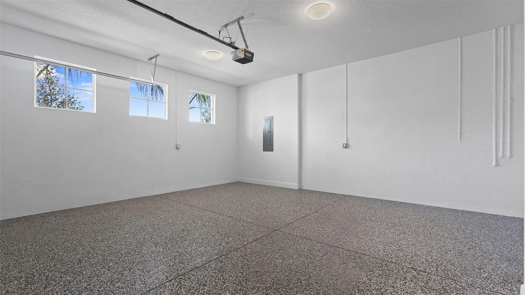 Spacious, unfurnished interior of a new home in , Westlake (Image 26).