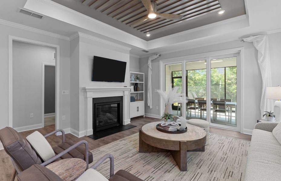 Plenty of Room to Host Family & Friends Plenty of Room to Host Family & Friends