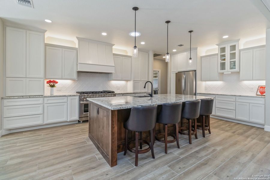 Furnished interior view inside a new home in , Boerne (Image 27).