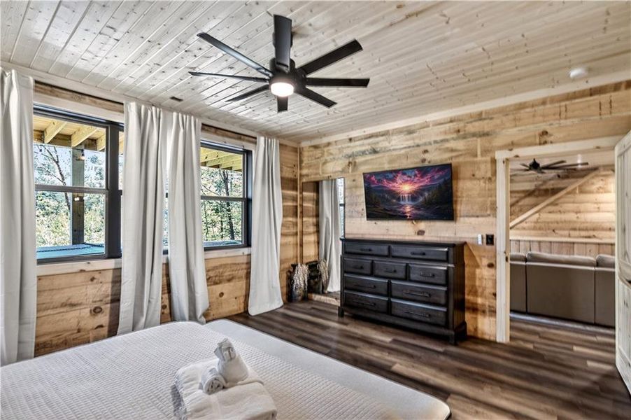 Furnished interior view inside a new home in , Blue Ridge (Image 5).