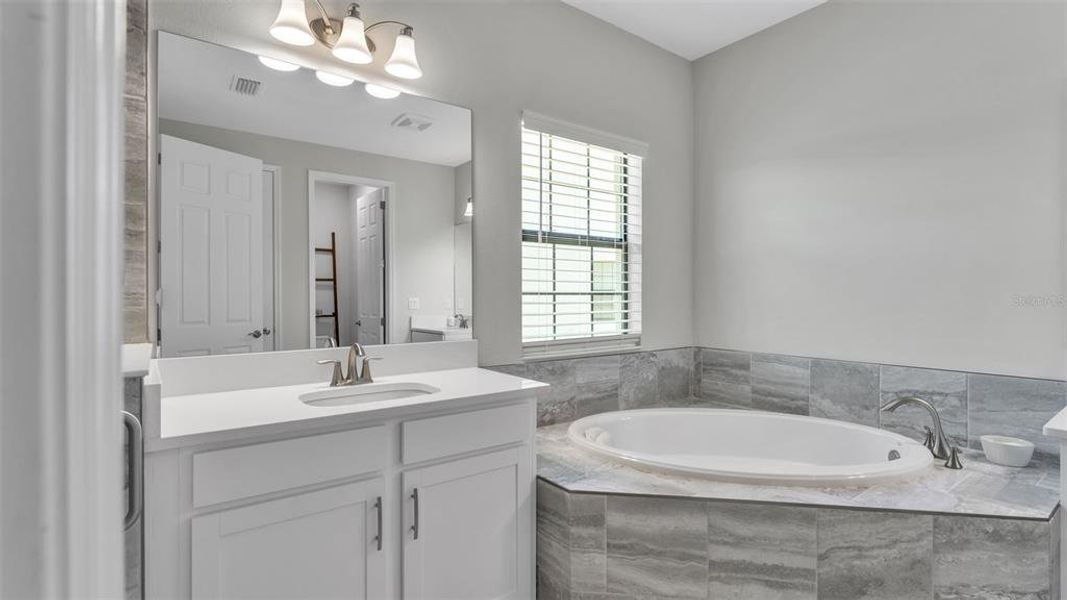 Furnished interior view inside a new home in Hawkstone, Lithia (Image 49).