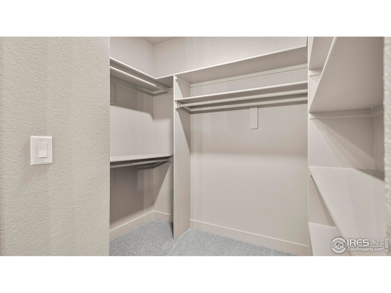 Spacious, unfurnished interior of a new home in , Fort Morgan (Image 18).