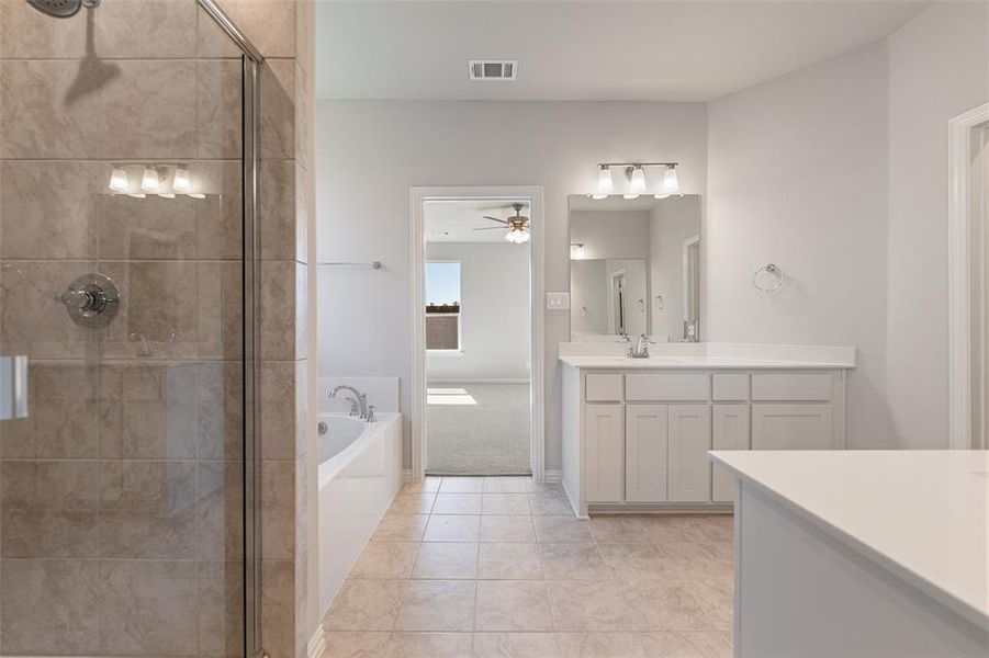 Furnished interior view inside a new home in Covenant Park, Springtown (Image 5). Furnished interior view inside a new home in Covenant Park, Springtown (Image 5).