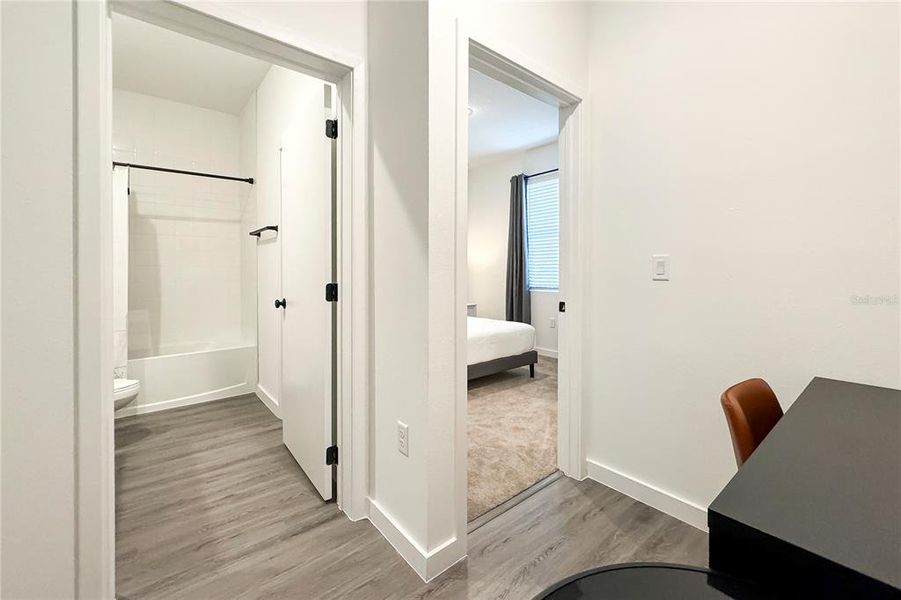 Spacious, unfurnished interior of a new home in , Kissimmee (Image 20).