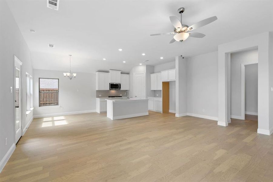 DAL_Cambridge Crossing_Aubrey_2720 Holland Court (13) DAL_Cambridge Crossing_Aubrey_2720 Holland Court (13)