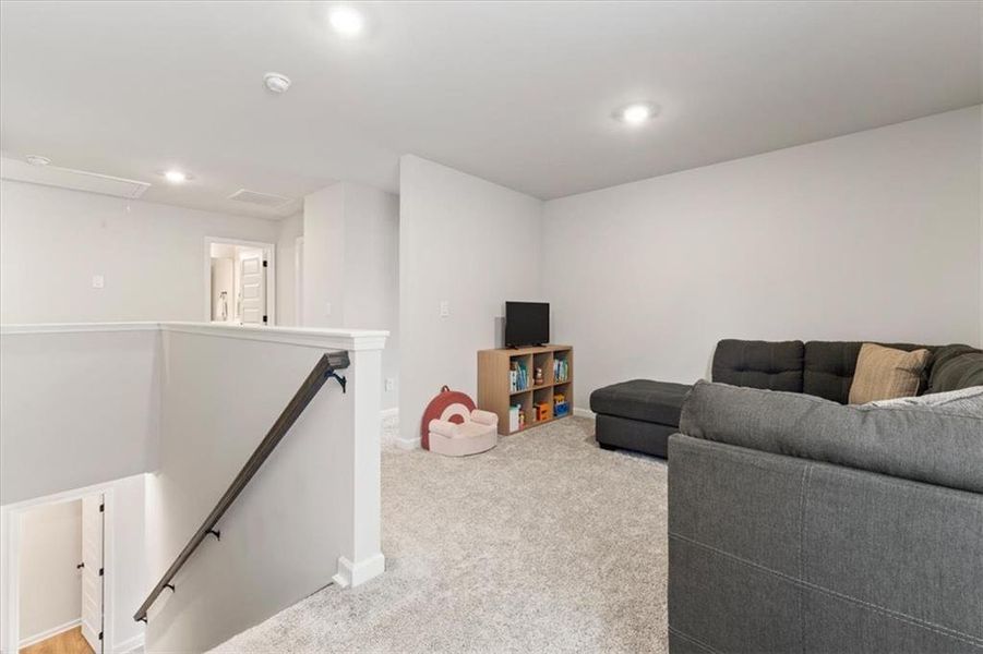 Furnished interior view inside a new home in Crofton Place Enclave, Snellville (Image 6).