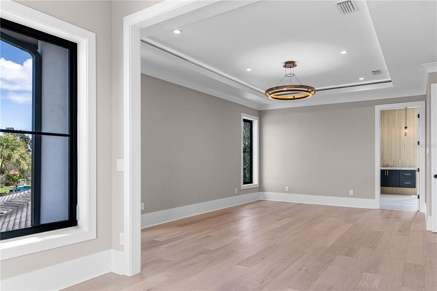 Spacious, unfurnished interior of a new home in , St. Petersburg (Image 17).