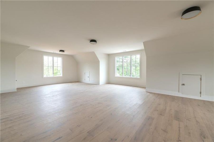 Spacious, unfurnished interior of a new home in , Canton (Image 25).