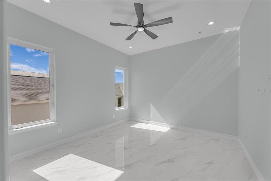 Spacious, unfurnished interior of a new home in , Punta Gorda (Image 34).