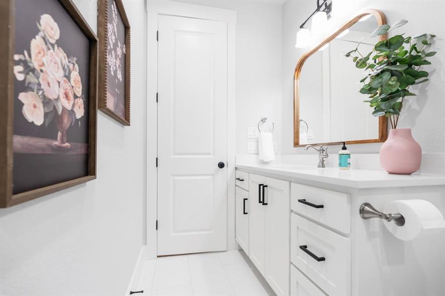 Furnished interior view inside a new home in , Waco (Image 23).