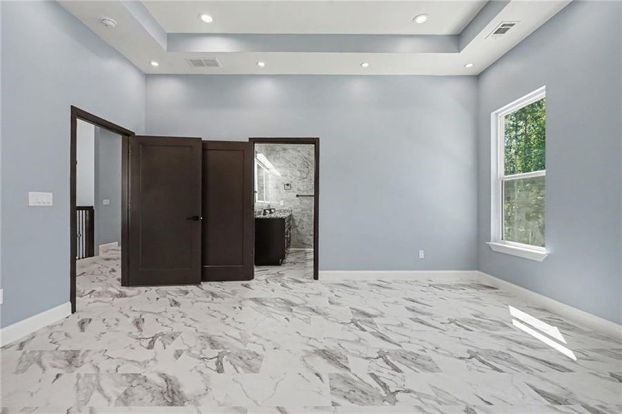 Spacious, unfurnished interior of a new home in , Grayson (Image 21).