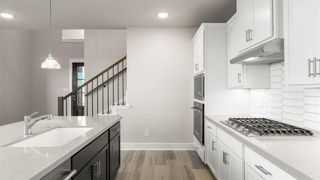 12. 1413 Clare - Kitchen (4) 12. 1413 Clare - Kitchen (4)