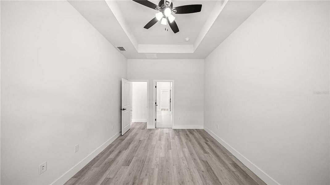 Spacious, unfurnished interior of a new home in , North Port (Image 27).