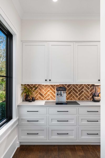 Image 47 of a home in .