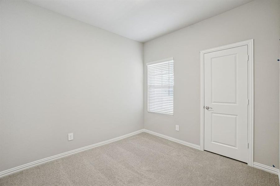 Photo is not of the actual home, but is an inspirational photo of builder’s model home and may depict options, furnishings, and/or decorator features that are not included. Photo is not of the actual home, but is an inspirational photo of builder’s model home and may depict options, furnishings, and/or decorator features that are not included.