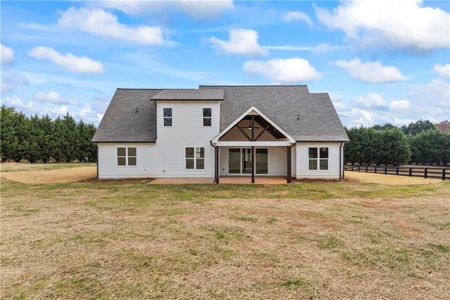 Exterior details and patio area of a home in , Gainesville (Image 3).