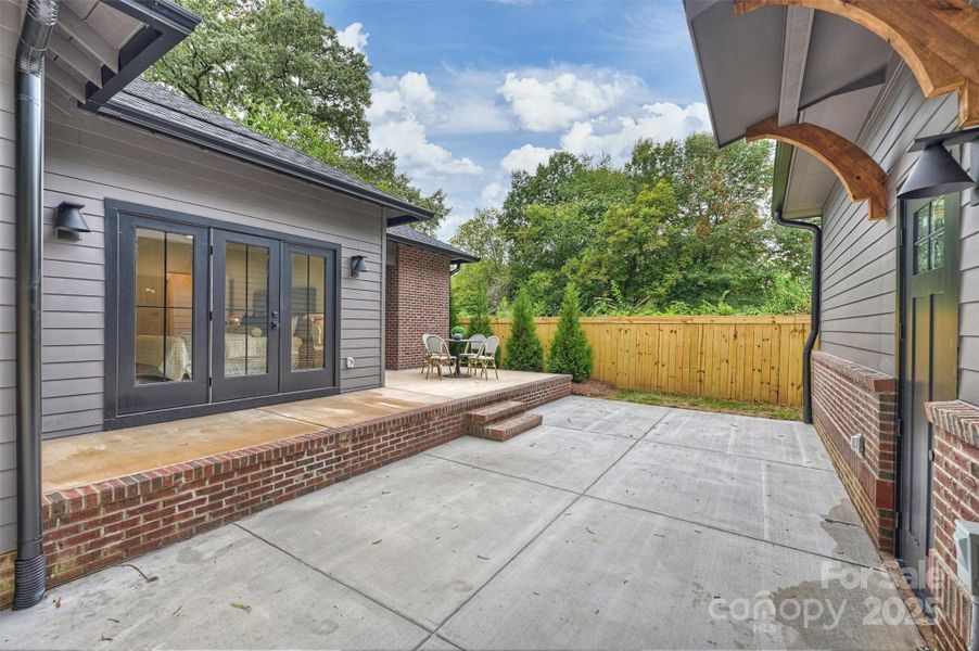 Exterior details and patio area of a home in , Charlotte (Image 32).