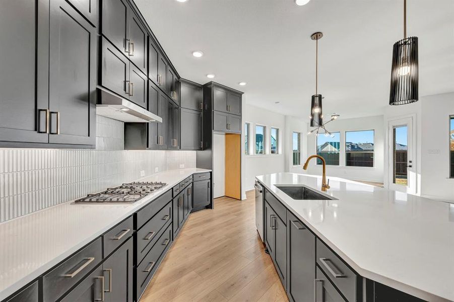 Furnished interior view inside a new home in Myrtle Creek, Waxahachie (Image 12). Furnished interior view inside a new home in Myrtle Creek, Waxahachie (Image 12).