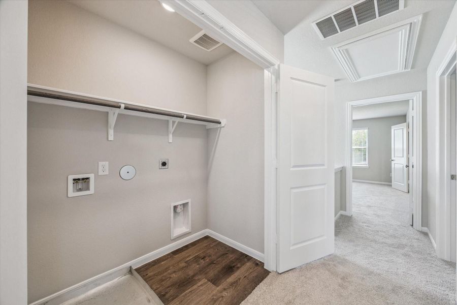 Spacious, unfurnished interior of a new home in , Texas City (Image 22). Spacious, unfurnished interior of a new home in , Texas City (Image 22).