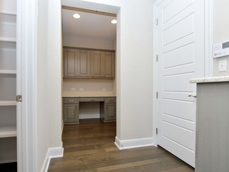 Representative unfurnished interior of a home built from the Madera II by Giddens Homes in Scofield Farms Estates, Georgetown (Image 300).