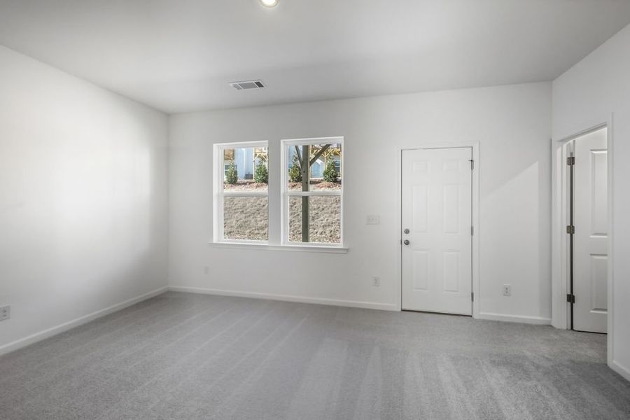 Spacious, unfurnished interior of a new home in Auburn Glen, Dacula (Image 21). Spacious, unfurnished interior of a new home in Auburn Glen, Dacula (Image 21).