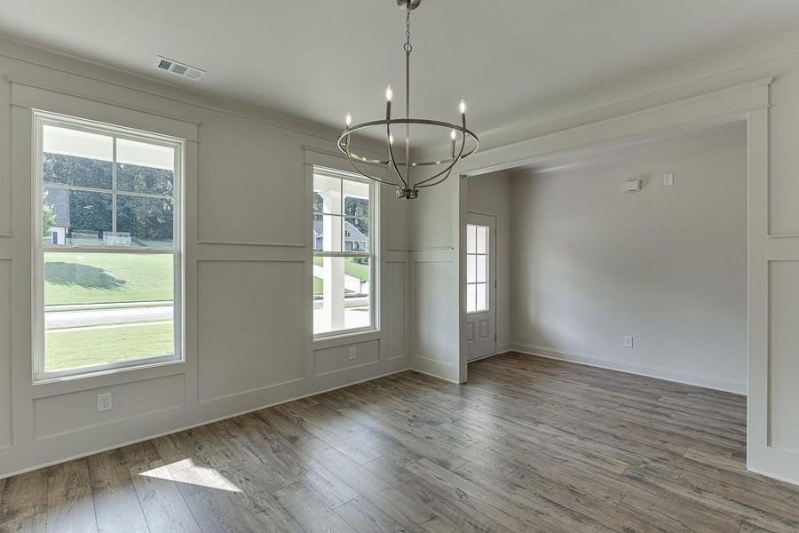 Spacious, unfurnished interior of a new home in , Jefferson (Image 28).