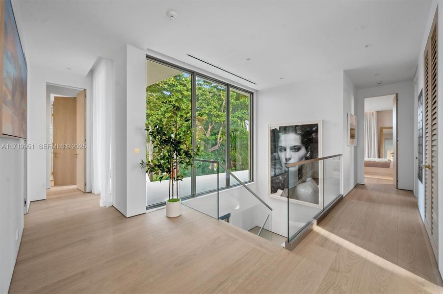 Image 70 of a home in .