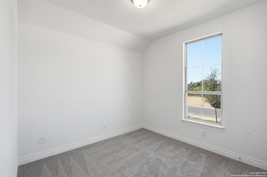 Spacious, unfurnished interior of a new home in Bison Ridge, San Antonio (Image 31). Spacious, unfurnished interior of a new home in Bison Ridge, San Antonio (Image 31).