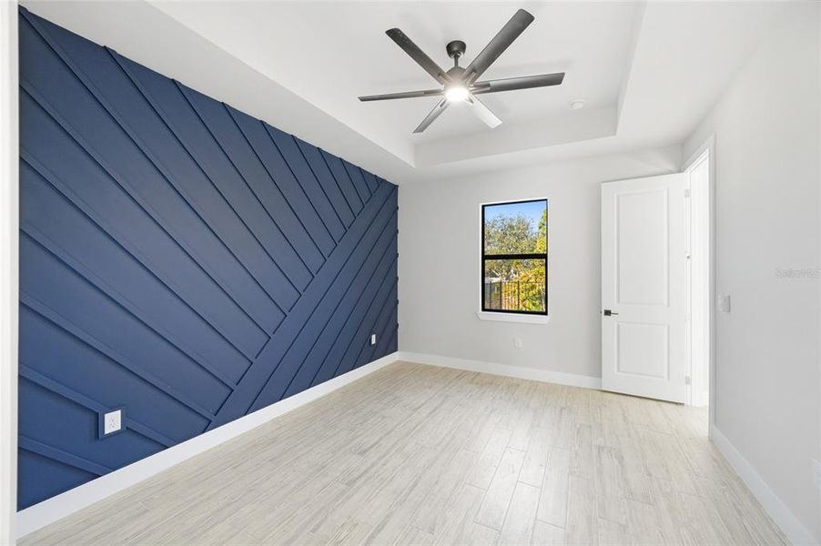 Spacious, unfurnished interior of a new home in , Port Charlotte (Image 26).