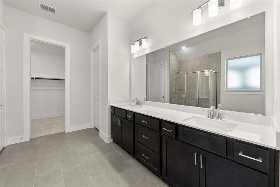 21. 7253 Camilla - Bath (2)