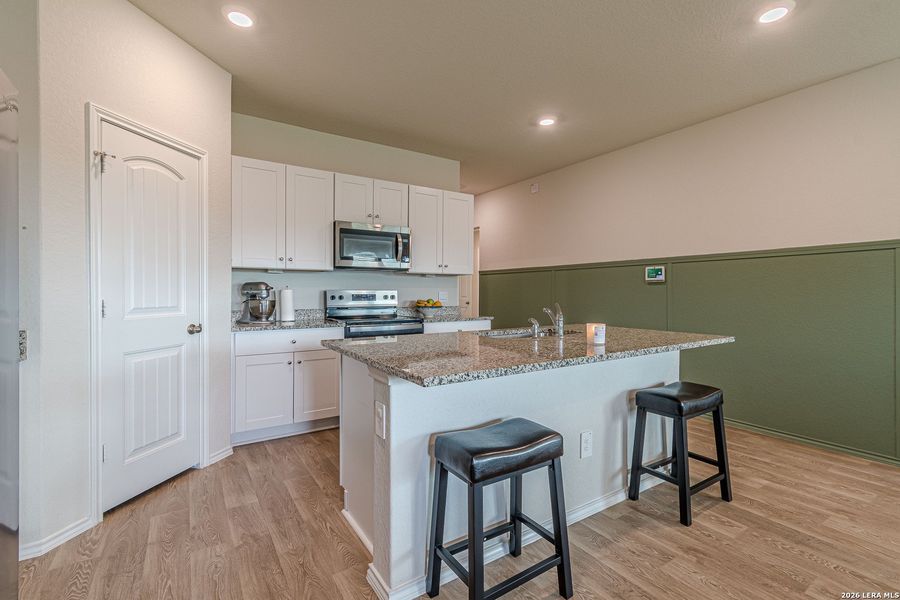 Furnished interior view inside a new home in Arroyo Ranch, Seguin (Image 27).