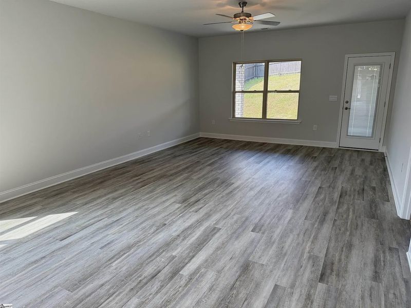 Spacious, unfurnished interior of a new home in Bracken Woods, Piedmont (Image 11). Spacious, unfurnished interior of a new home in Bracken Woods, Piedmont (Image 11).