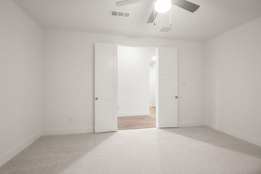 Spacious, unfurnished interior of a new home in COLTON, Todd Mission (Image 12).