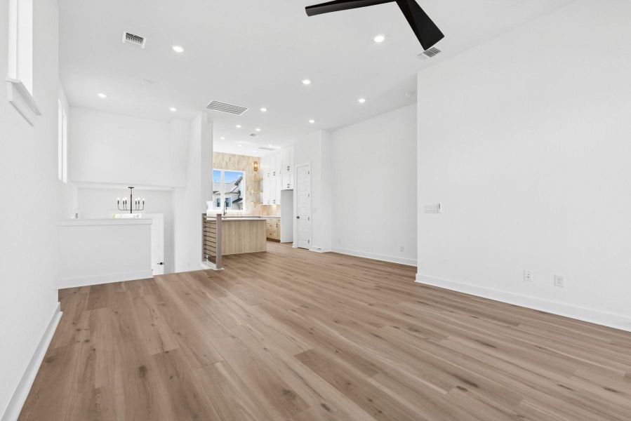 Family - Dining Family - Dining