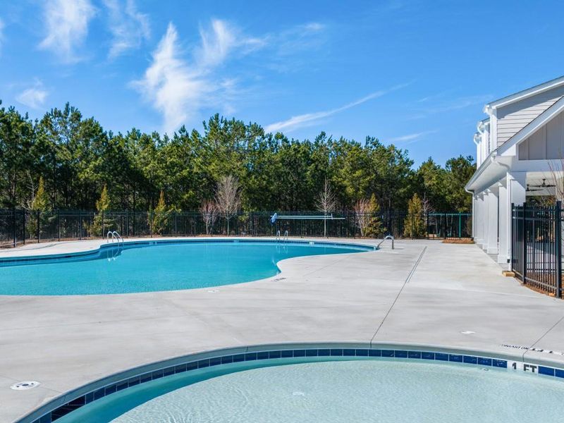 Community amenities in Oaks at Cedar Grove, Fairburn (Image 37).