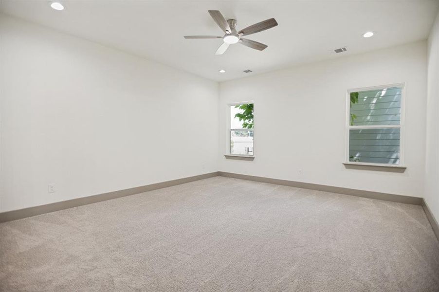 Spacious, unfurnished interior of a new home in , Dallas (Image 16). Spacious, unfurnished interior of a new home in , Dallas (Image 16).