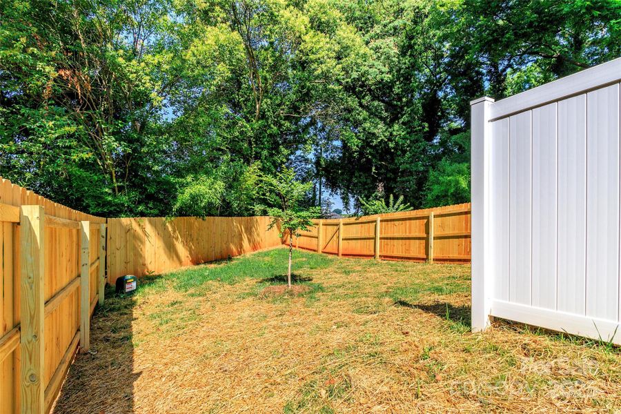 Image 9 of a home in .