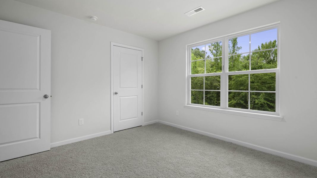 Spacious, unfurnished interior of a new home in Mount Hope Estates, Winston-Salem (Image 16).