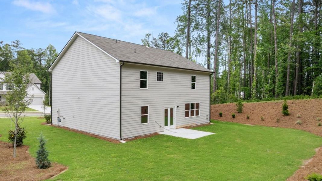 Exterior details and patio area of a home in Fairhaven, Lithia Springs (Image 3).