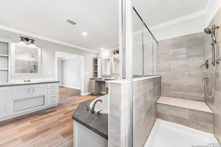 Furnished interior view inside a new home in , Spring Branch (Image 9).