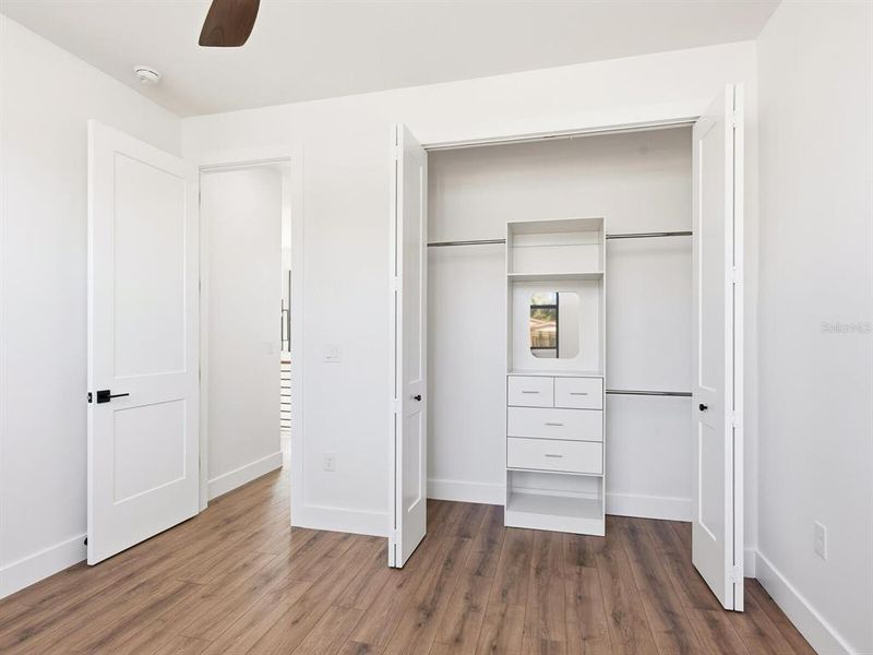 Spacious, unfurnished interior of a new home in , Sarasota (Image 45).