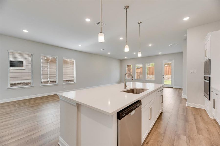 Furnished interior view inside a new home in Bayside, Rowlett (Image 6).
