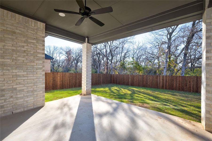 View of patio / terrace featuring ceiling fan