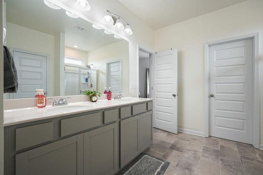 Furnished interior view inside a new home in , Adairsville (Image 33).