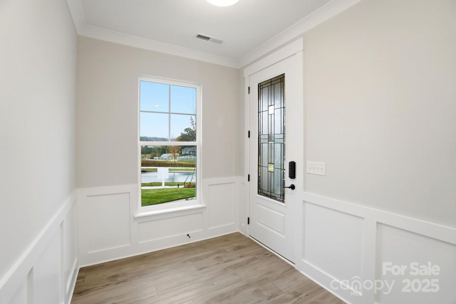 Spacious, unfurnished interior of a new home in Summerlin, Mooresville (Image 23).