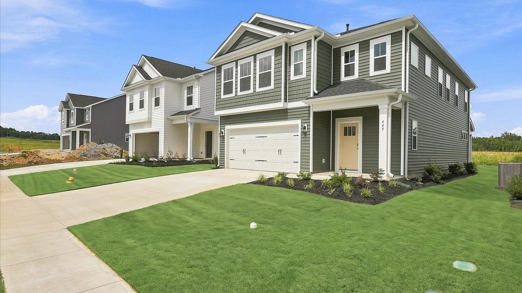 Highly desirable exterior with refined craftsmanship in a reputable neighborhood Highly desirable exterior with refined craftsmanship in a reputable neighborhood
